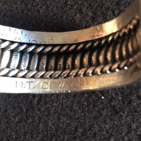 SS Navajo Ornate Bangle Bracelet - Picture 4 of 4